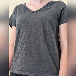 Gray Everywear Tee (Old Navy)